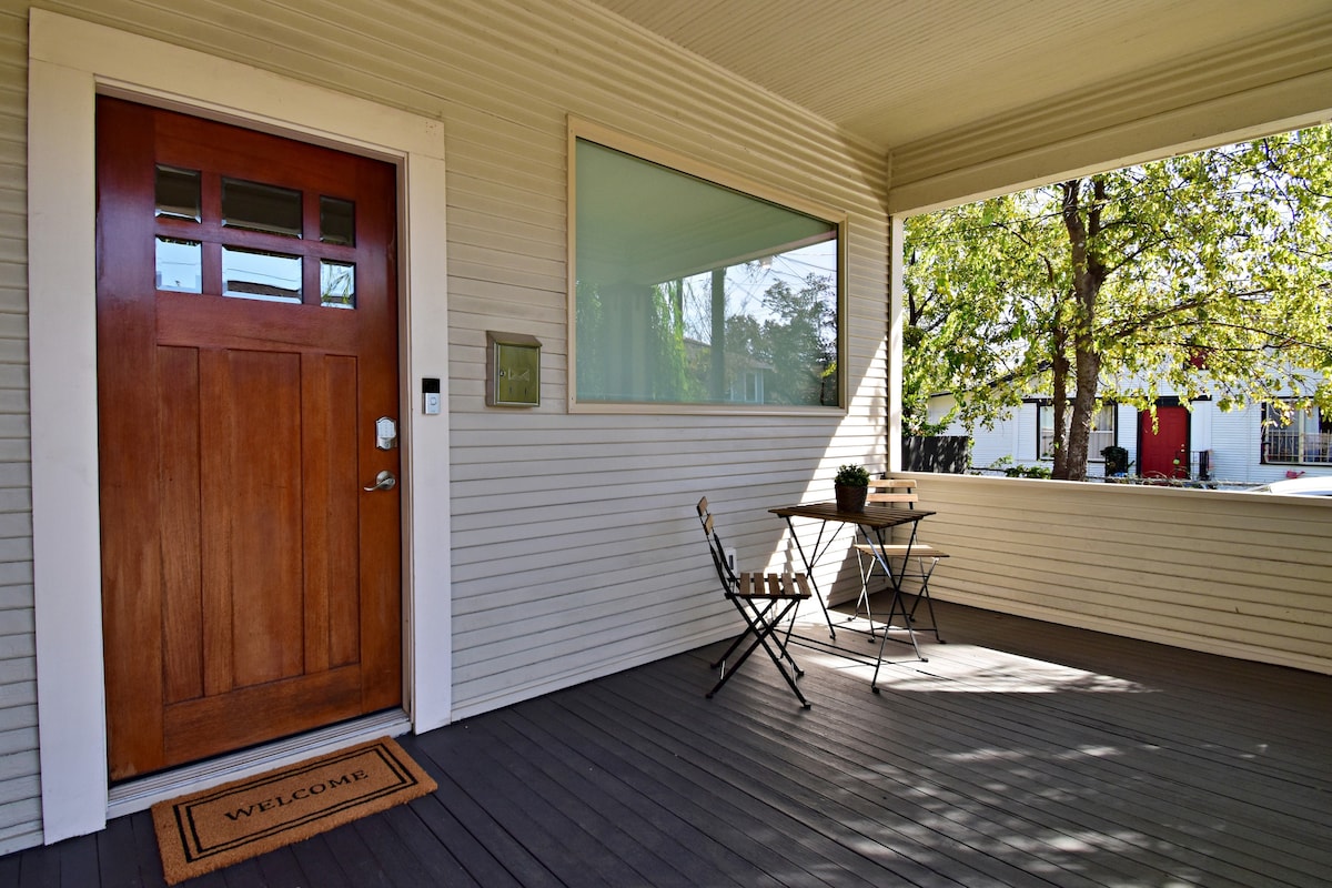 Exterior view of Tobin Hill Craftsman furnished rental